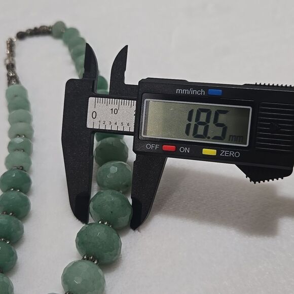 Heavy Natural Green Jade Necklace - Picture 7 of 9